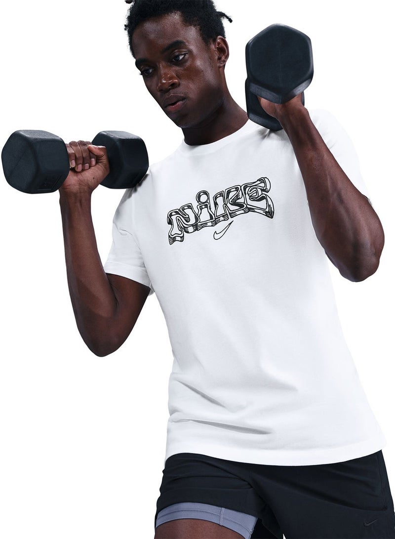 Nike Iykyk Fitness T-Shirt - Image 3